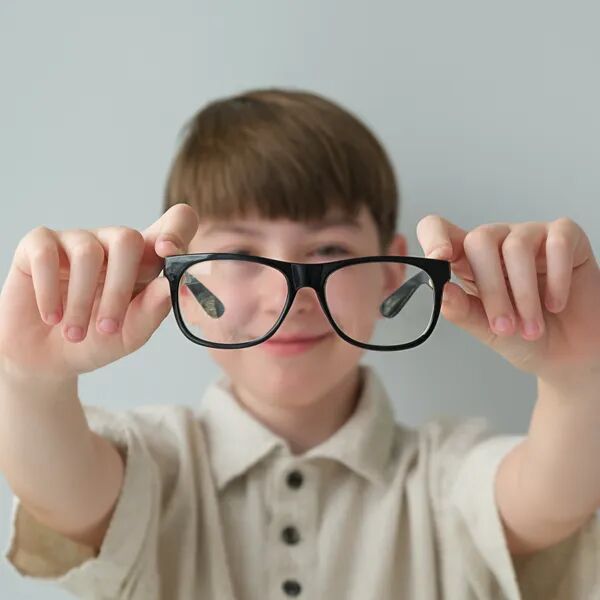 Myopie des enfants protégez leur avenir